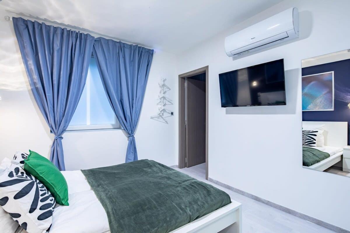 Apartmán Central - New - Quiet Sleep Budapešť Exteriér fotografie
